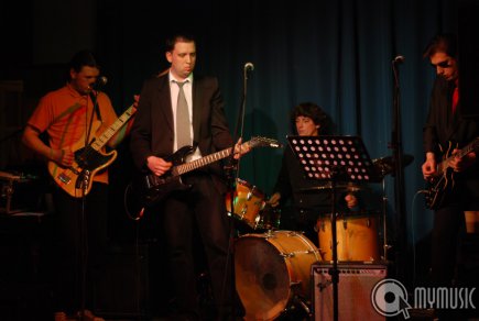 A zenekar 2008-ban a Benczur Klubban