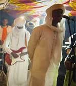 Egy tuareg esküvő forgatagába teleportál az Mdou Moctar újdonsága